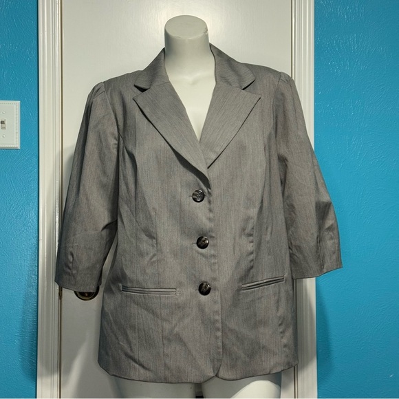 Lane Bryant Women's Gray/Tan Boxy Short Sleeve Blazer 20 GUC - Picture 1 of 16